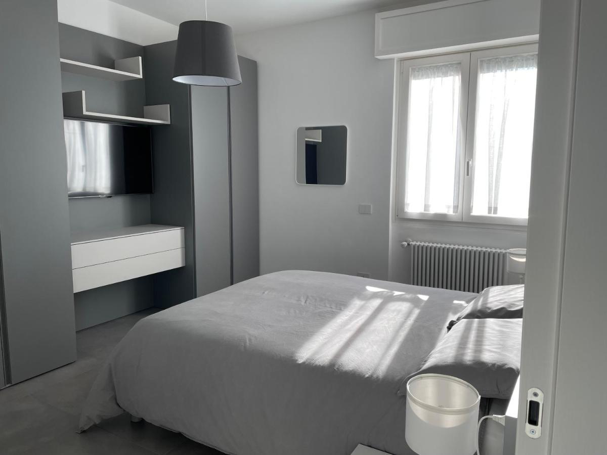 Domus Pyrus Apartments Pero Luaran gambar