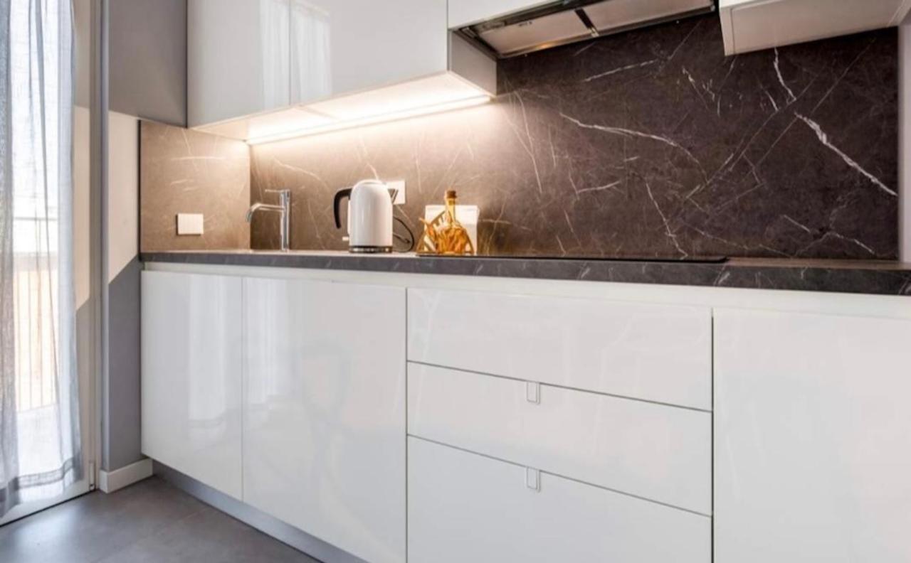 Domus Pyrus Apartments Pero Luaran gambar