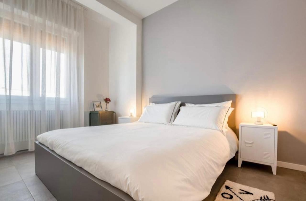 Domus Pyrus Apartments Pero Luaran gambar