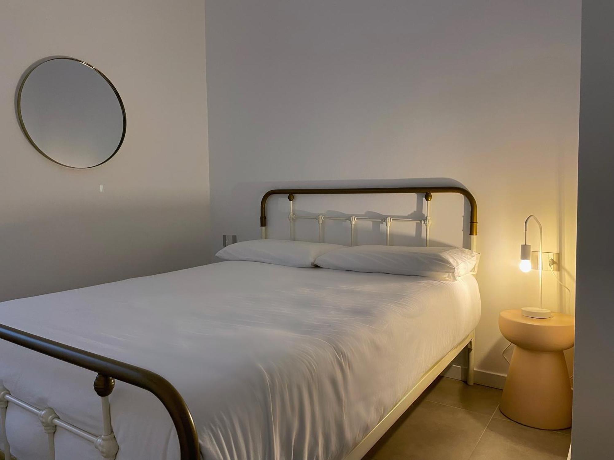 Domus Pyrus Apartments Pero Luaran gambar