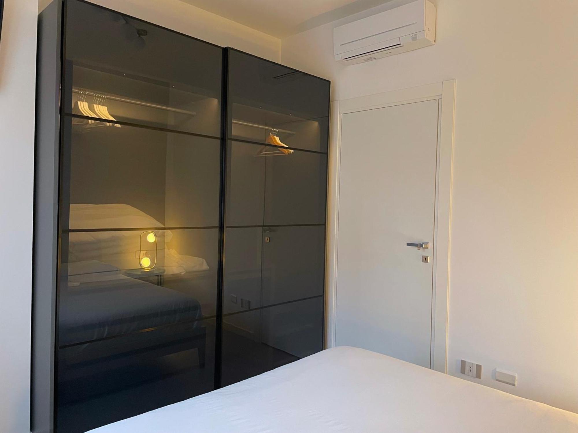 Domus Pyrus Apartments Pero Luaran gambar