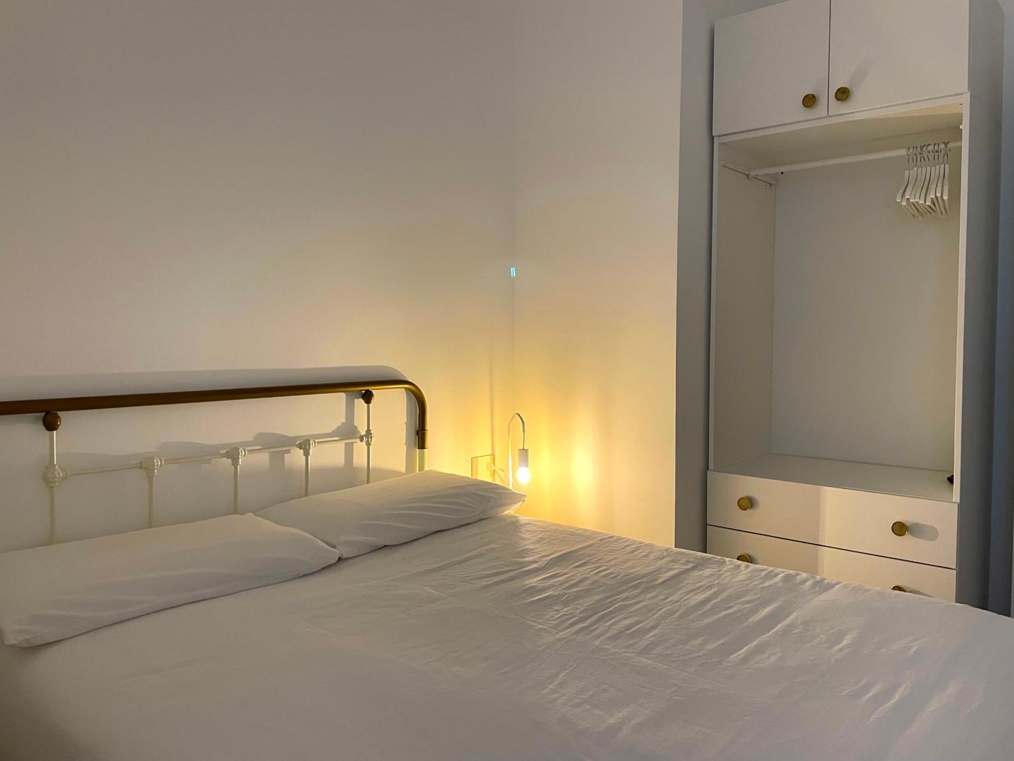 Domus Pyrus Apartments Pero Luaran gambar