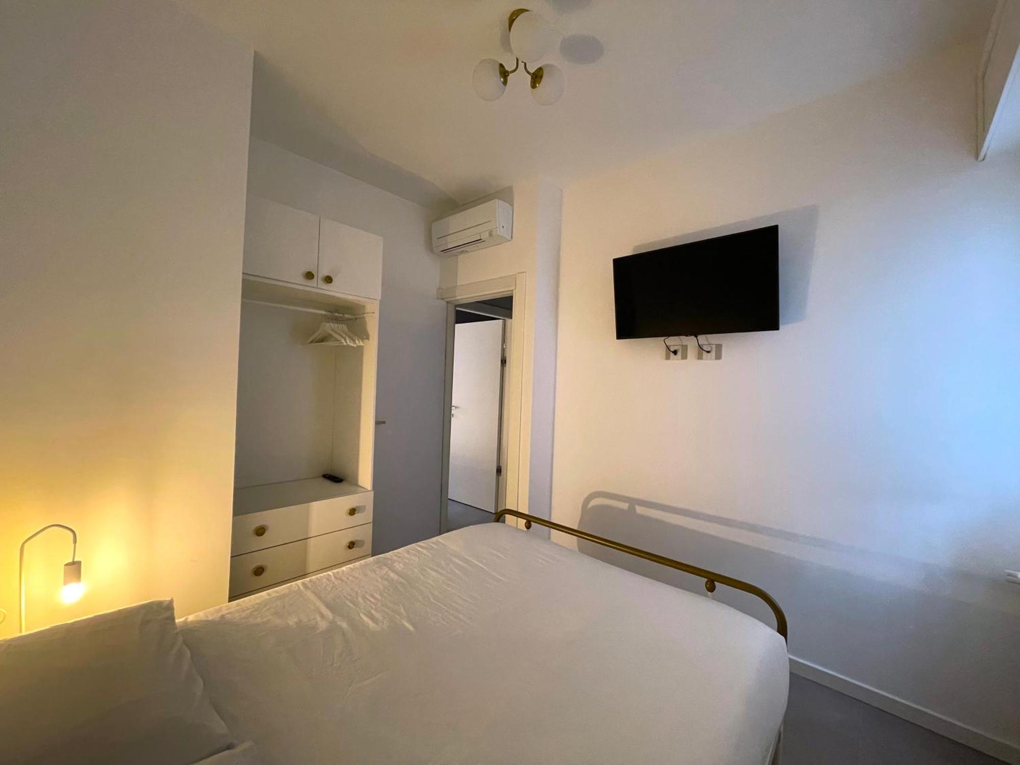 Domus Pyrus Apartments Pero Luaran gambar